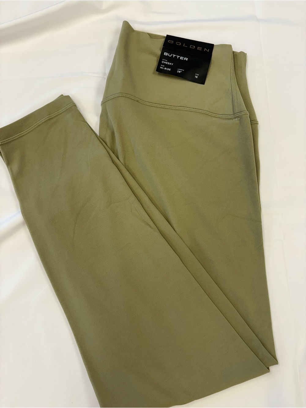 NWT aritzia leggings